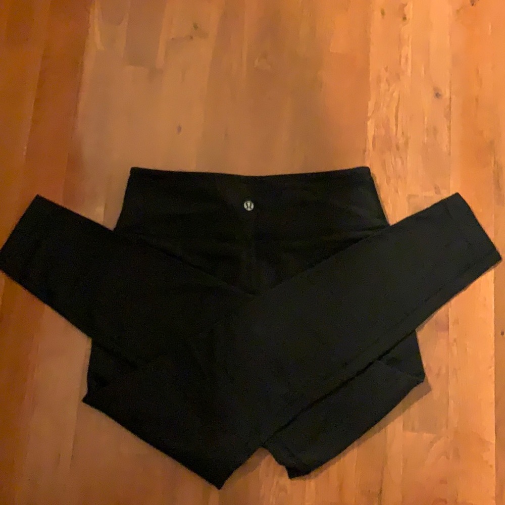 Small Black lululemon leggings cotton